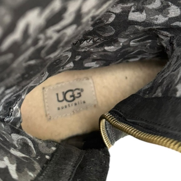 UGG Womens Black Suede Leather EVERGLAYDE Biker Buckle Zip Boots Sz 8 - Picture 13 of 15